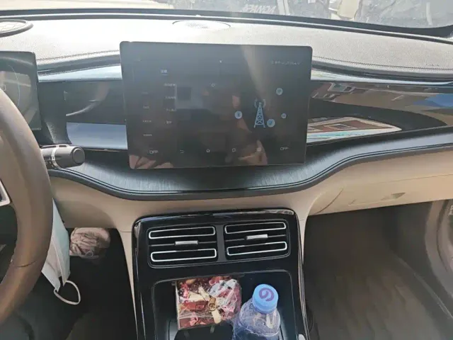 BYD Qin PLUS — Фото автомобиля 9