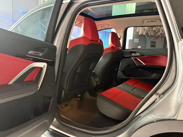 BMW X1 — Фото автомобиля 2