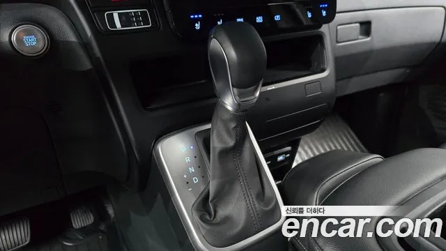 Hyundai Staria — Фото автомобиля 11