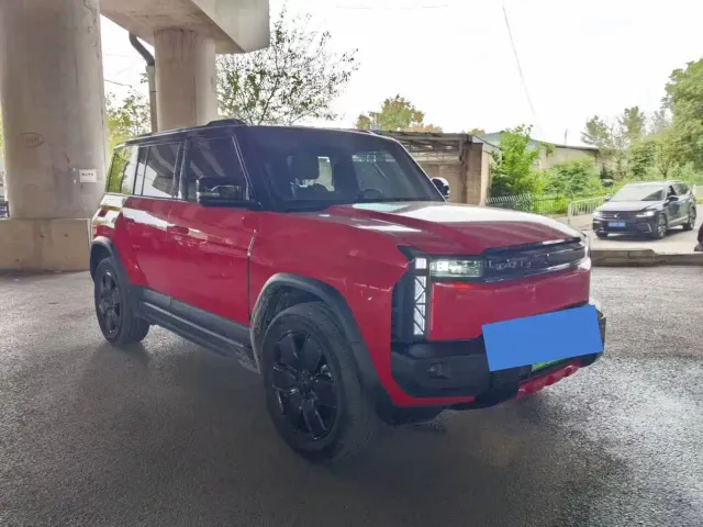 iCAR 03T — Фото автомобиля 3