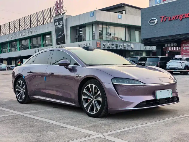 Luxeed S7 — Фото автомобиля 3