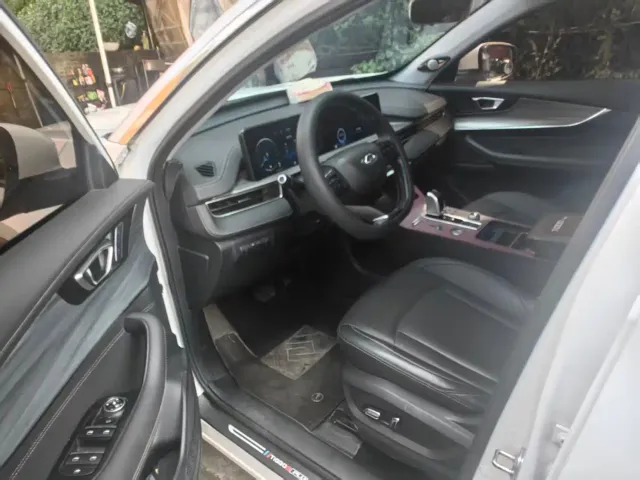 Chery Tiggo 8 PLUS — Фото автомобиля 9