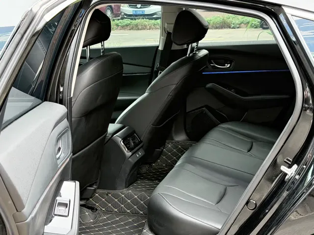 Honda Accord — Фото автомобиля 8