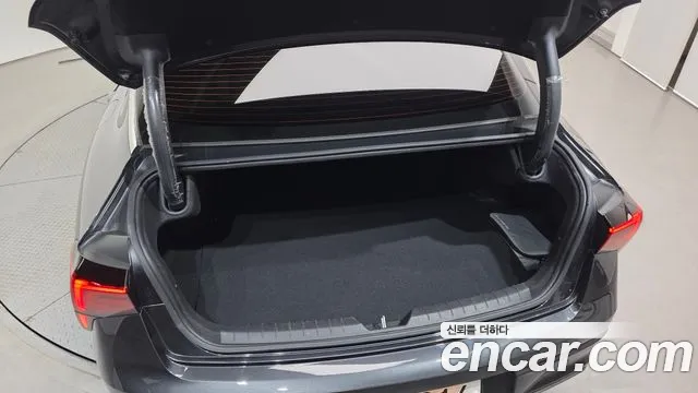 Kia K5 Новый K5 3 поколение 2.0 LPi(Для проката) — Фото автомобиля 25