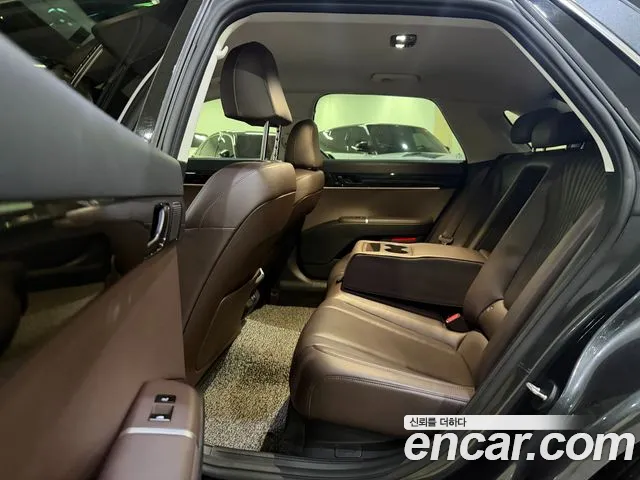 Hyundai Grandeur Grandeur (GN7) 2.5 Бензин 2WD — Фото автомобиля 7