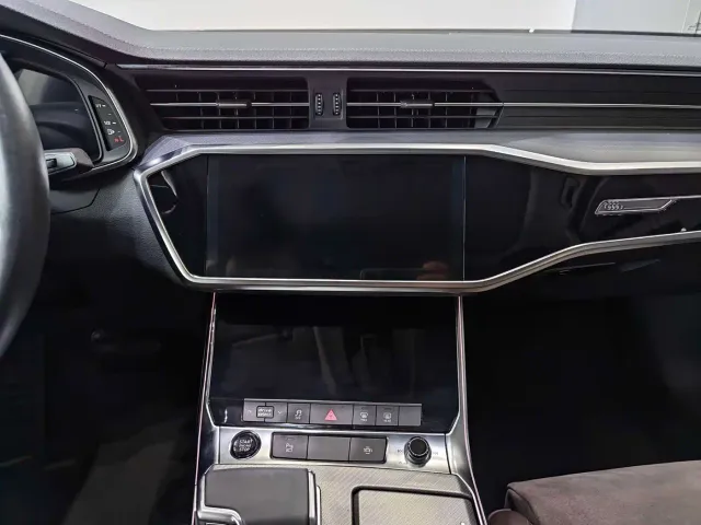 Audi A7L — Фото автомобиля 9