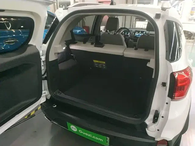 BYD Yuan Pro — Фото автомобиля 18
