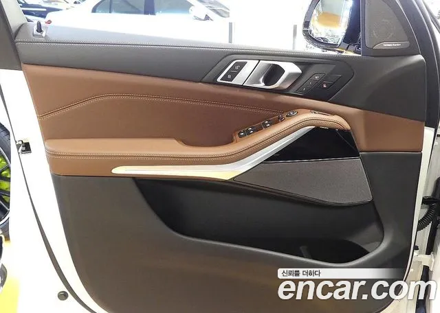 BMW X5 xDrive 40i M Sport — Фото автомобиля 11