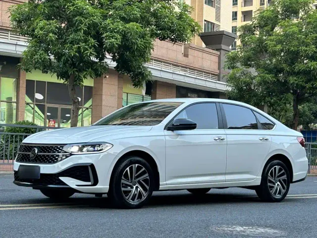 Фотография автомобиля — Volkswagen Lavida