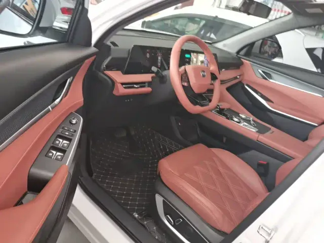 Changan CS75 Plus — Фото автомобиля 15