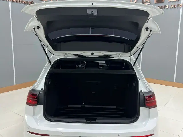 Volkswagen Golf — Фото автомобиля 17
