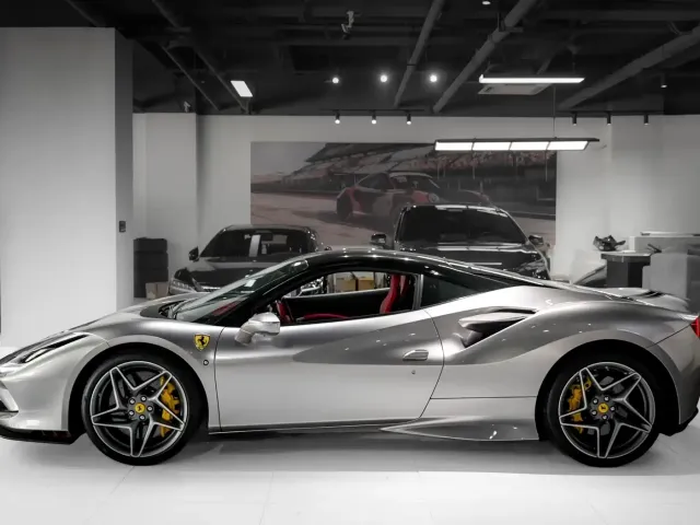 Ferrari F8 — Фото автомобиля 7