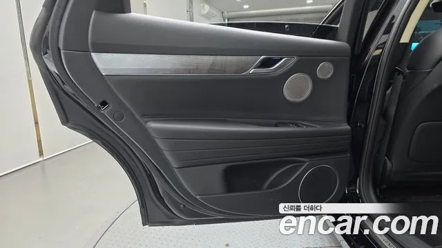 Genesis G80 RG3 — Фото автомобиля 14