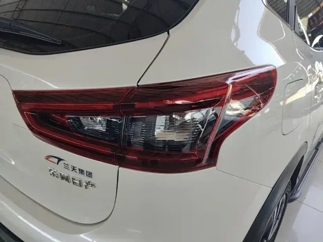 Nissan Qashqai — Фото автомобиля 7