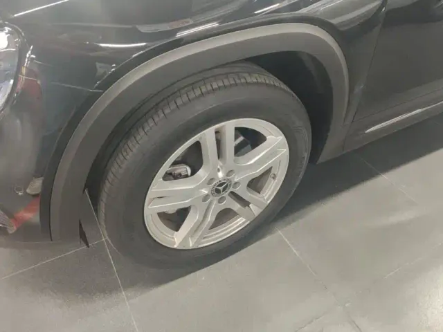 Mercedes-Benz GLB-Class — Фото автомобиля 6