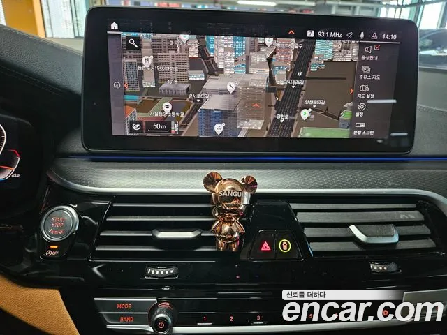BMW 5 Series G30 — Фото автомобиля 19