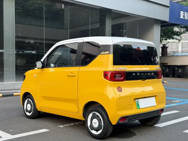 Wuling Hongguang Mini EV — Фото автомобиля 7