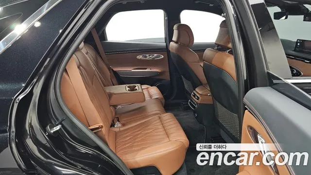 Genesis GV70 2.5T Бензин AWD — Фото автомобиля 11