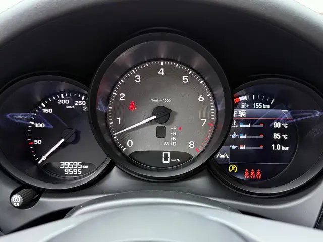 Porsche Macan — Фото автомобиля 15