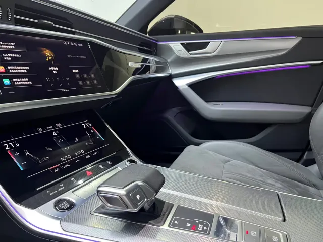 Audi A6L — Фото автомобиля 11