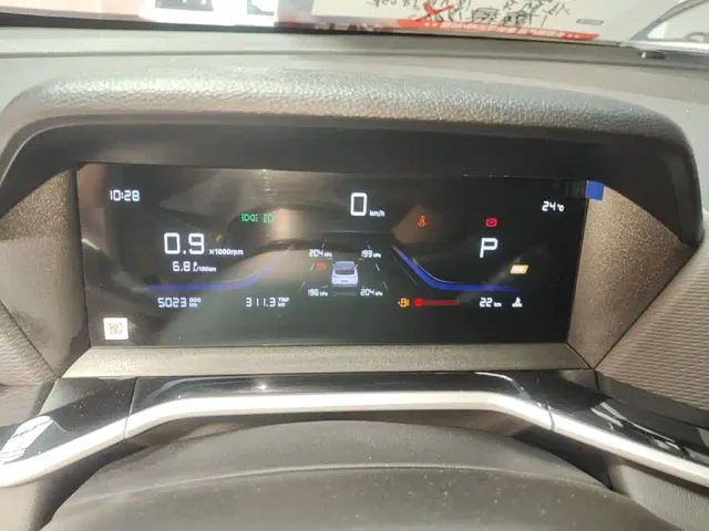 Geely Binyue — Фото автомобиля 11