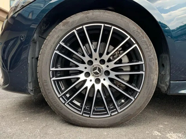 Mercedes-Benz C-Class — Фото автомобиля 9