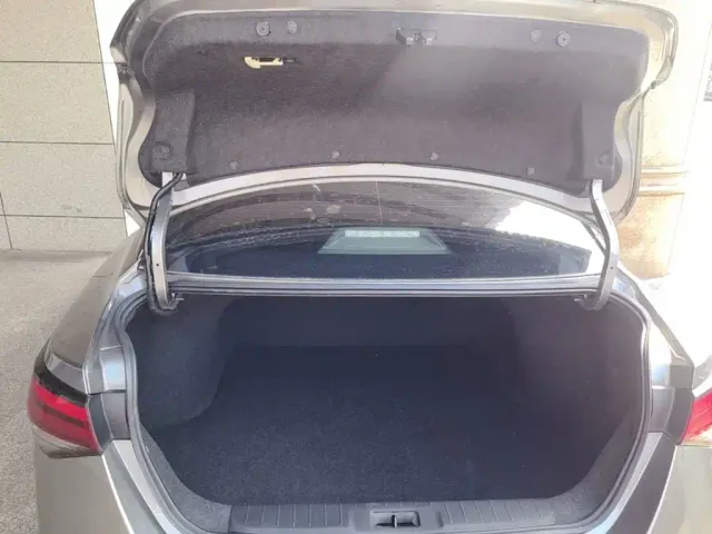 Nissan Sylphy — Фото автомобиля 18