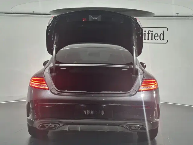 Mercedes-Benz C-Class — Фото автомобиля 10