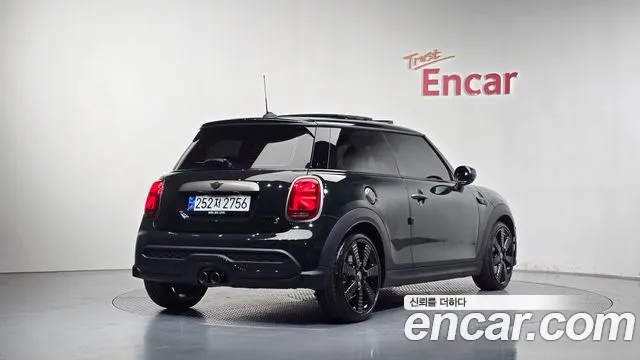 MINI Cooper — Фото автомобиля 2