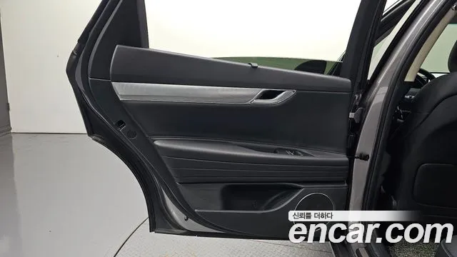 Genesis G80 RG3 — Фото автомобиля 14