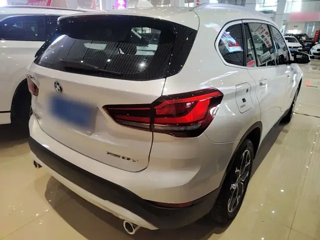 BMW X1 — Фото автомобиля 6