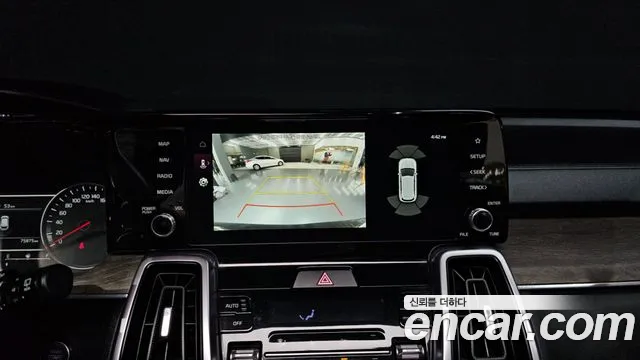 Kia Sorento Sorento 4-е поколение Дизель 2.2 4WD — Фото автомобиля 16