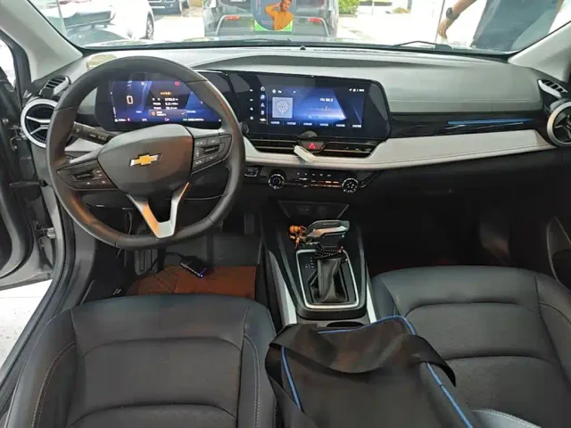 Chevrolet Monza — Фото автомобиля 9