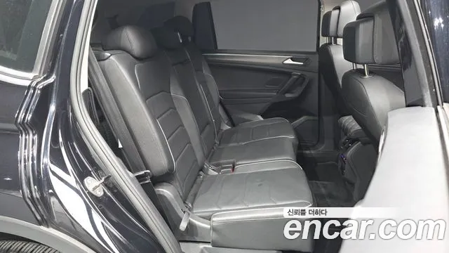 Volkswagen Tiguan — Фото автомобиля 12