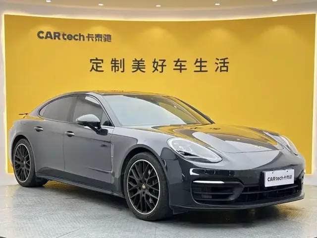 Porsche Panamera — Фото автомобиля 2