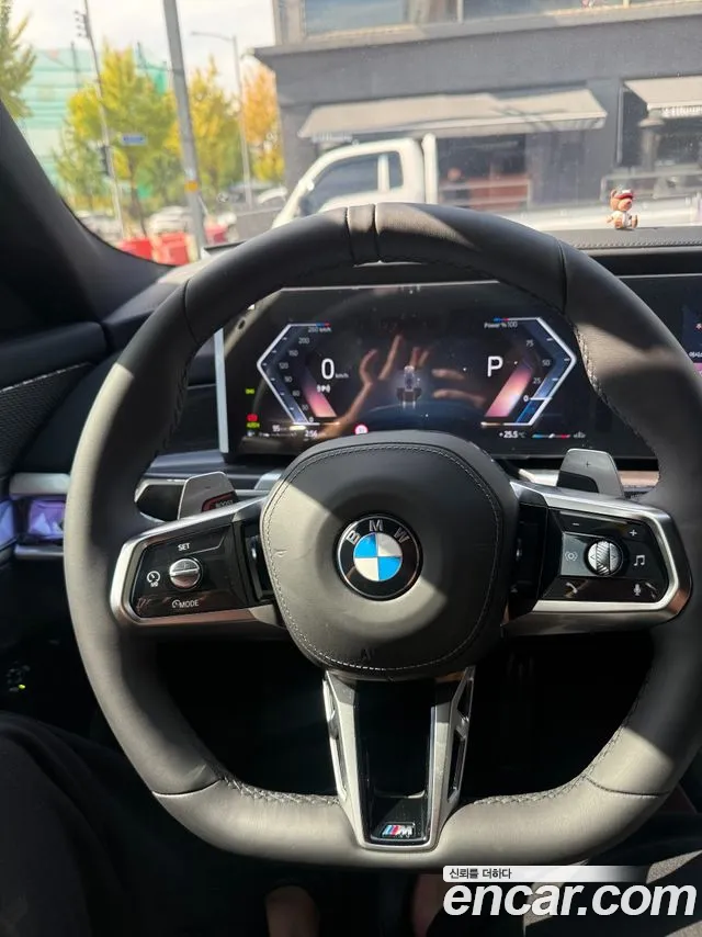 BMW 7 Series — Фото автомобиля 14