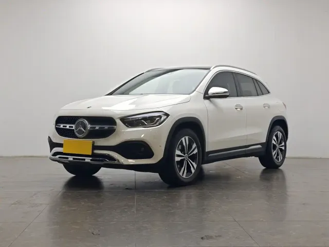 Фотография автомобиля — Mercedes-Benz GLA-Class