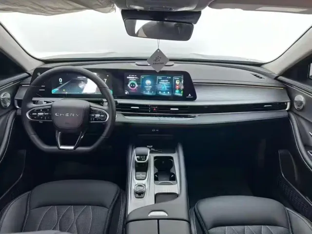 Chery Arrizo 8 — Фото автомобиля 5