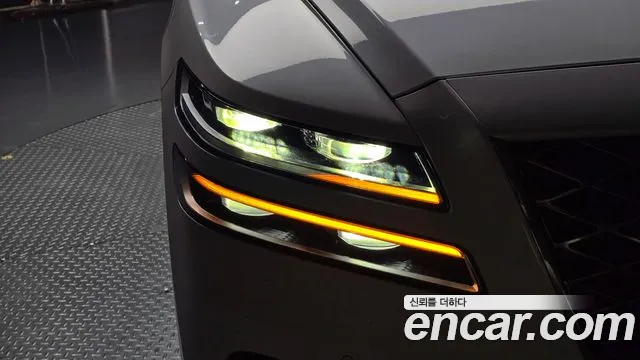 Genesis GV80 — Фото автомобиля 6