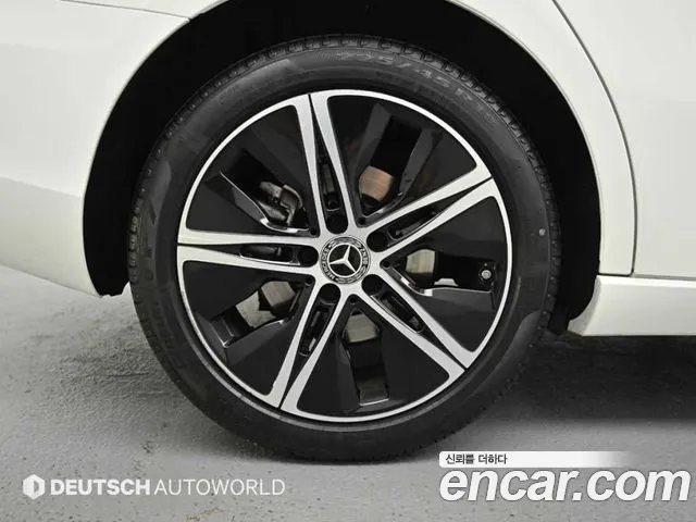 Mercedes-Benz A-Class — Фото автомобиля 5