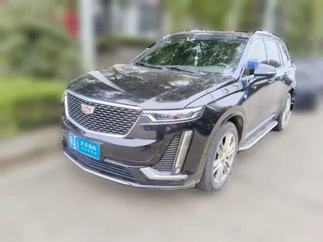 Фотография автомобиля — Cadillac XT6