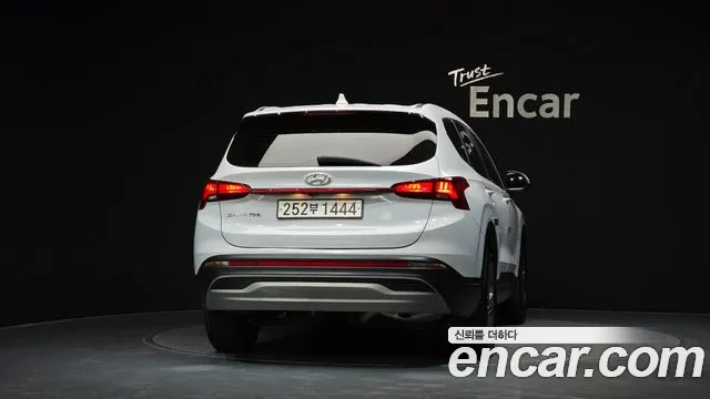 Hyundai Santa Fe New — Фото автомобиля 4