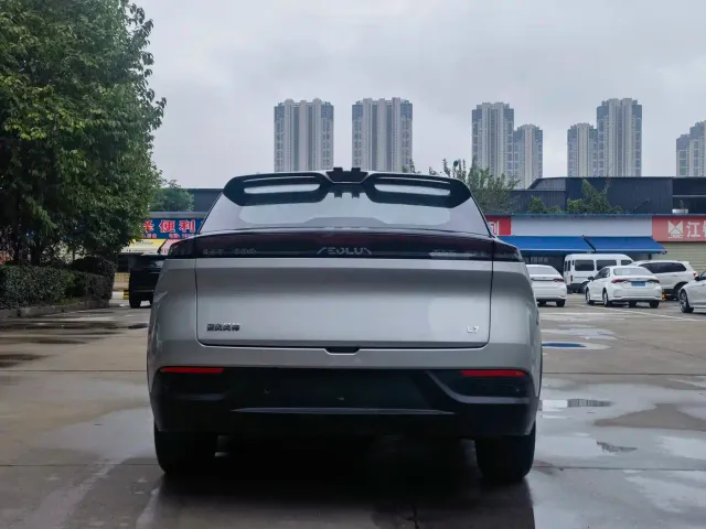 Dongfeng Fengshen L7 — Фото автомобиля 8