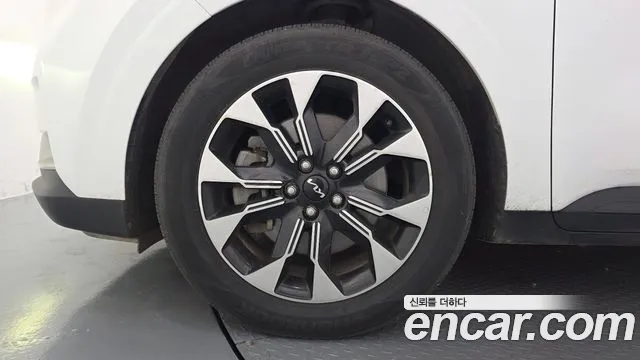 Kia Canival Carnival 4 поколение Дизель 9 мест Prestige — Фото автомобиля 5