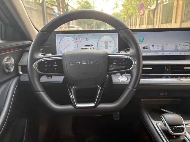 Chery Arrizo 8 — Фото автомобиля 12