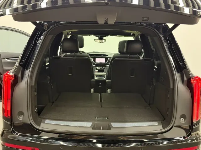 Cadillac XT6 — Фото автомобиля 18