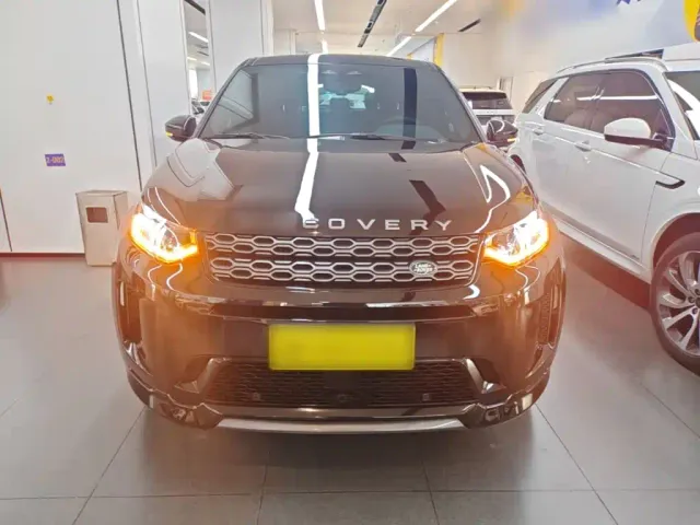 Land Rover Discovery Sport — Фото автомобиля 2