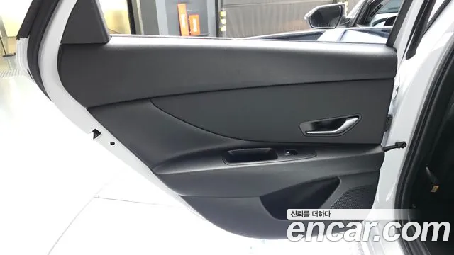 Hyundai Avante CN7 — Фото автомобиля 14