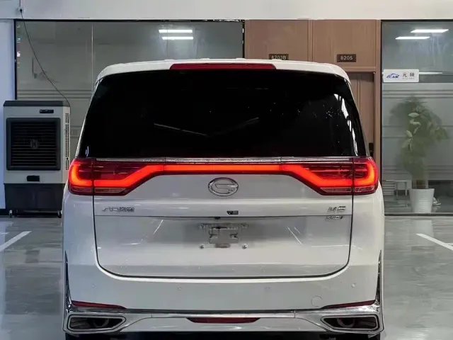 GAC Trumpchi M8 — Фото автомобиля 9