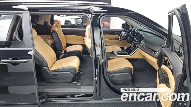 Kia Canival Carnival 4 поколение Дизель 9 мест Prestige — Фото автомобиля 12